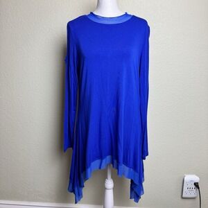 Madison Michelle Women's Top Size M Royal Blue Cold Shoulder Sharkbite Hem Knit